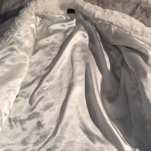 Cejont Jacket - Picture 3 of 4